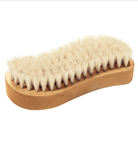 Nail brush